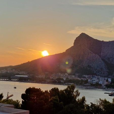 Panorama Sea View Apartment H Omiš Exteriör bild