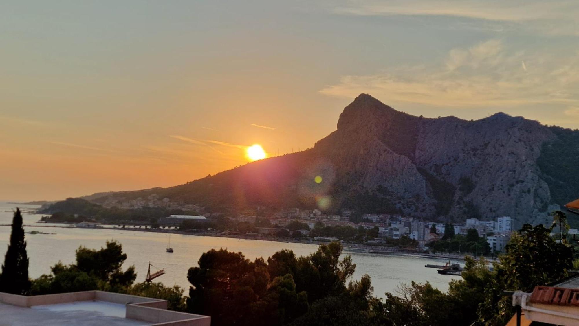 Panorama Sea View Apartment H Omiš Exteriör bild